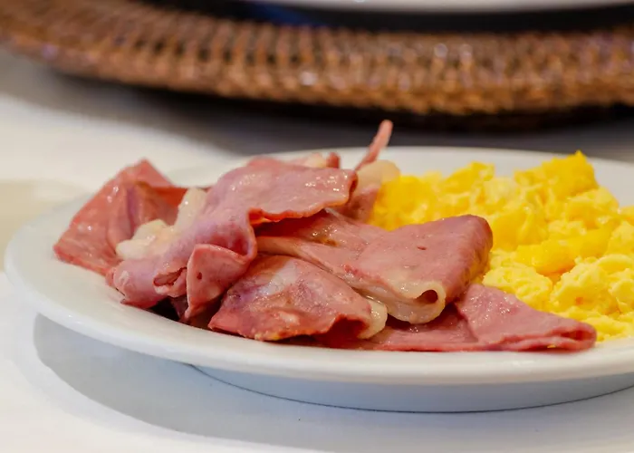 Olissippo Castelo Hotel 4*