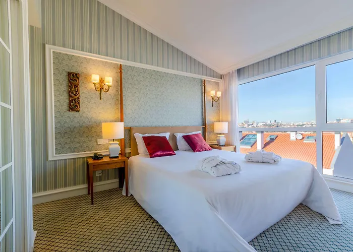 Hotel Olissippo Castelo 4*