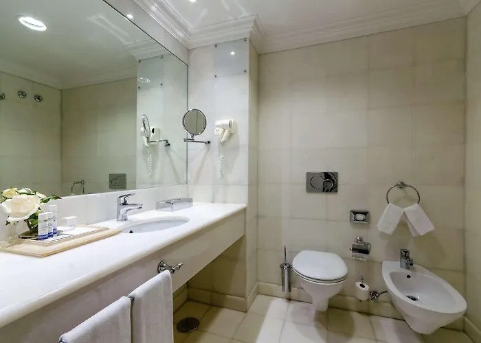 Olissippo Castelo Hotel