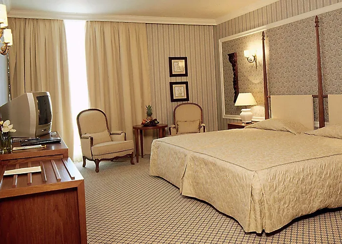 Olissippo Castelo Hotel