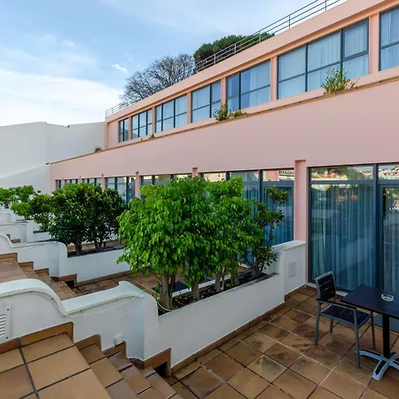 Hotel Olissippo Castelo 4*